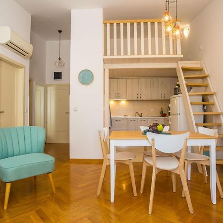 Apartment Dora Near Sea And Center With Private Garage Poreč Eksteriør billede