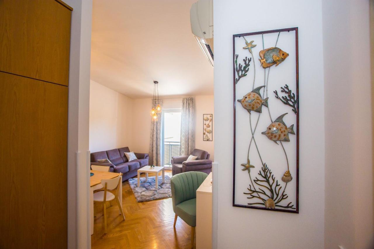 Apartment Dora Near Sea And Center With Private Garage Poreč Eksteriør billede